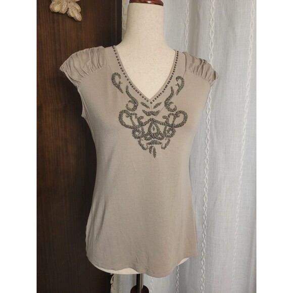 Alfani Beaded Rouched Shoulder Beige Sleeveless Top Small - Picture 3 of 9